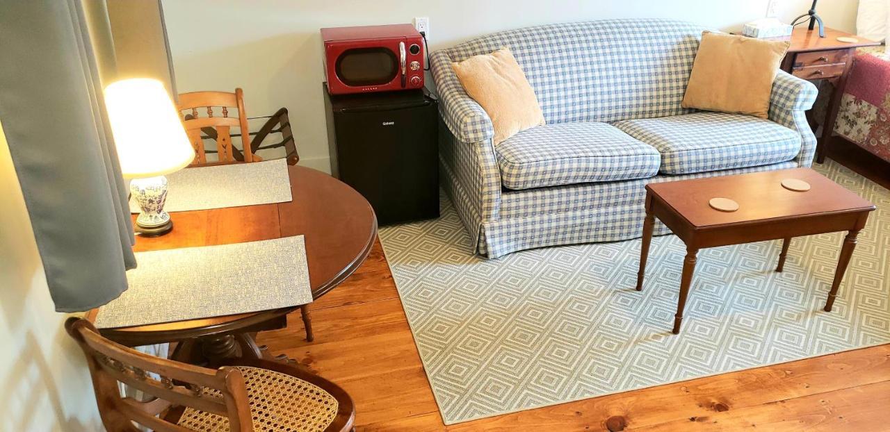 Hawks House Inn Walpole Εξωτερικό φωτογραφία