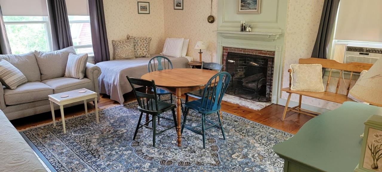 Hawks House Inn Walpole Εξωτερικό φωτογραφία